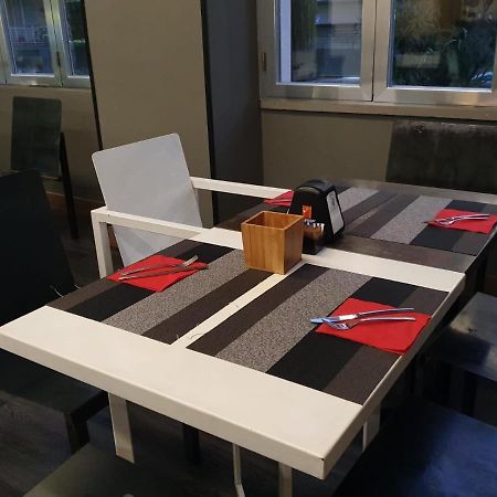 V99 Hotel Ρώμη Εξωτερικό φωτογραφία